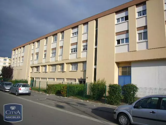 Illustration pour Appartement 4 pièces 99m² Photo Appartement 4 pièces 99m²