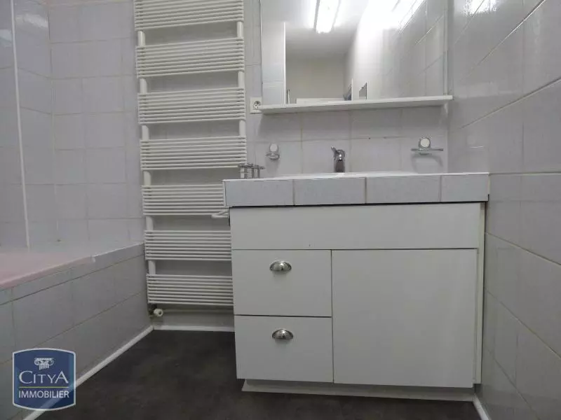 Photo 15 Appartement 4 pièces 121.94m²