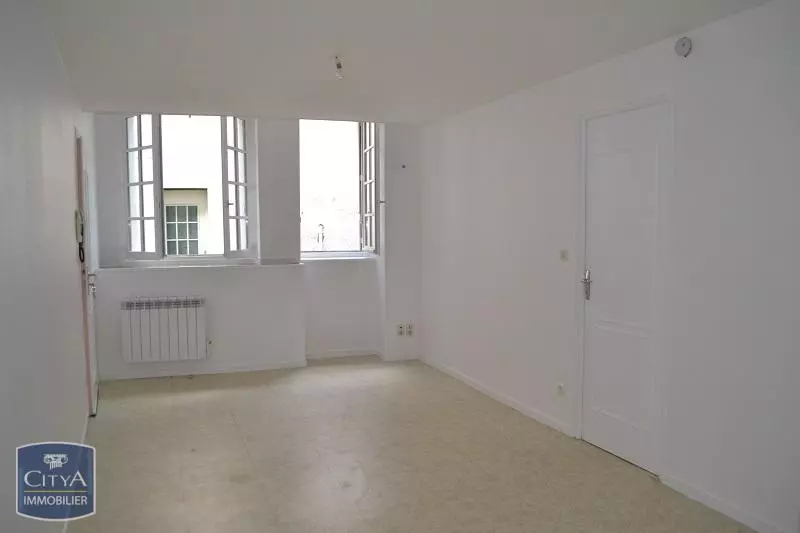 Photo Appartement 2 pièces 33.76m²