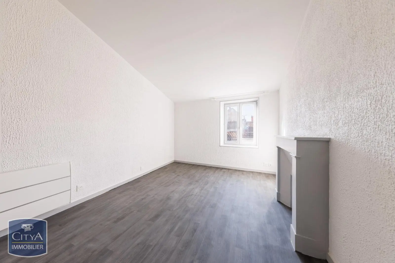 Photo 1 Appartement 1 pièce 20.44m²