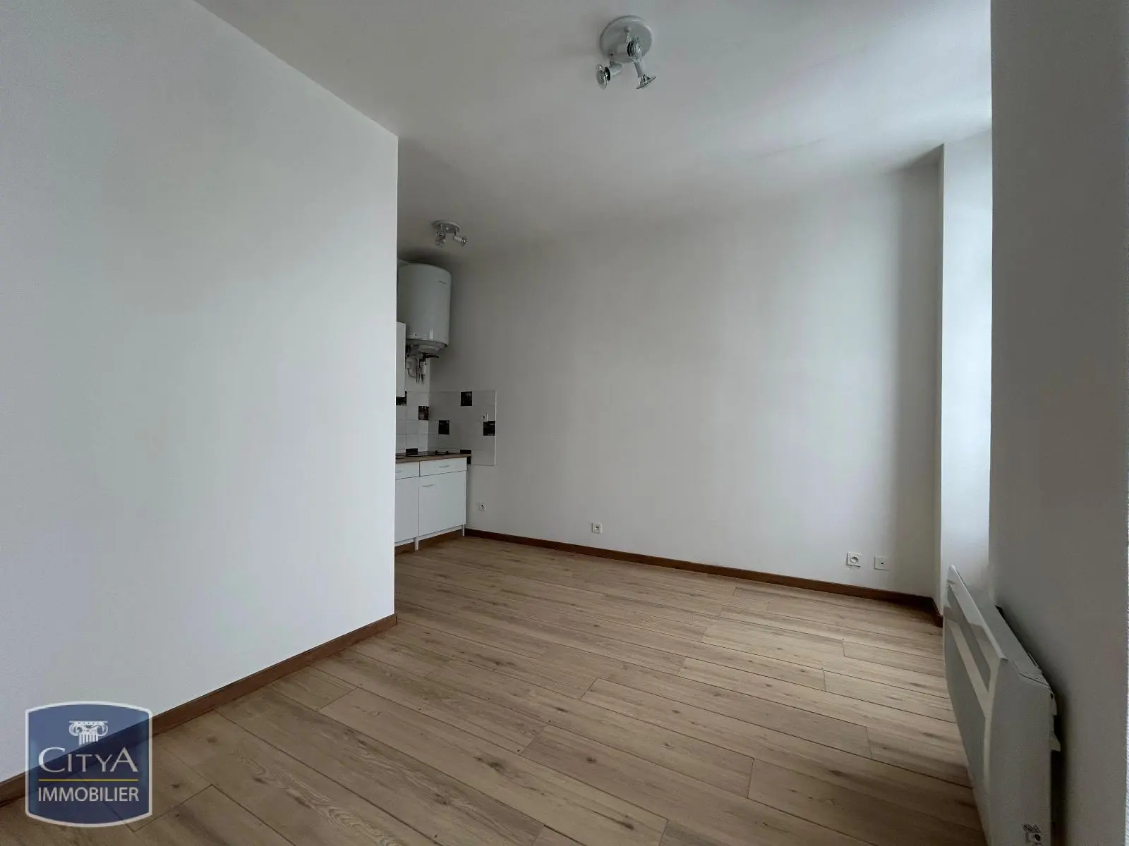 Photo 2 Appartement 1 pièce 17m²