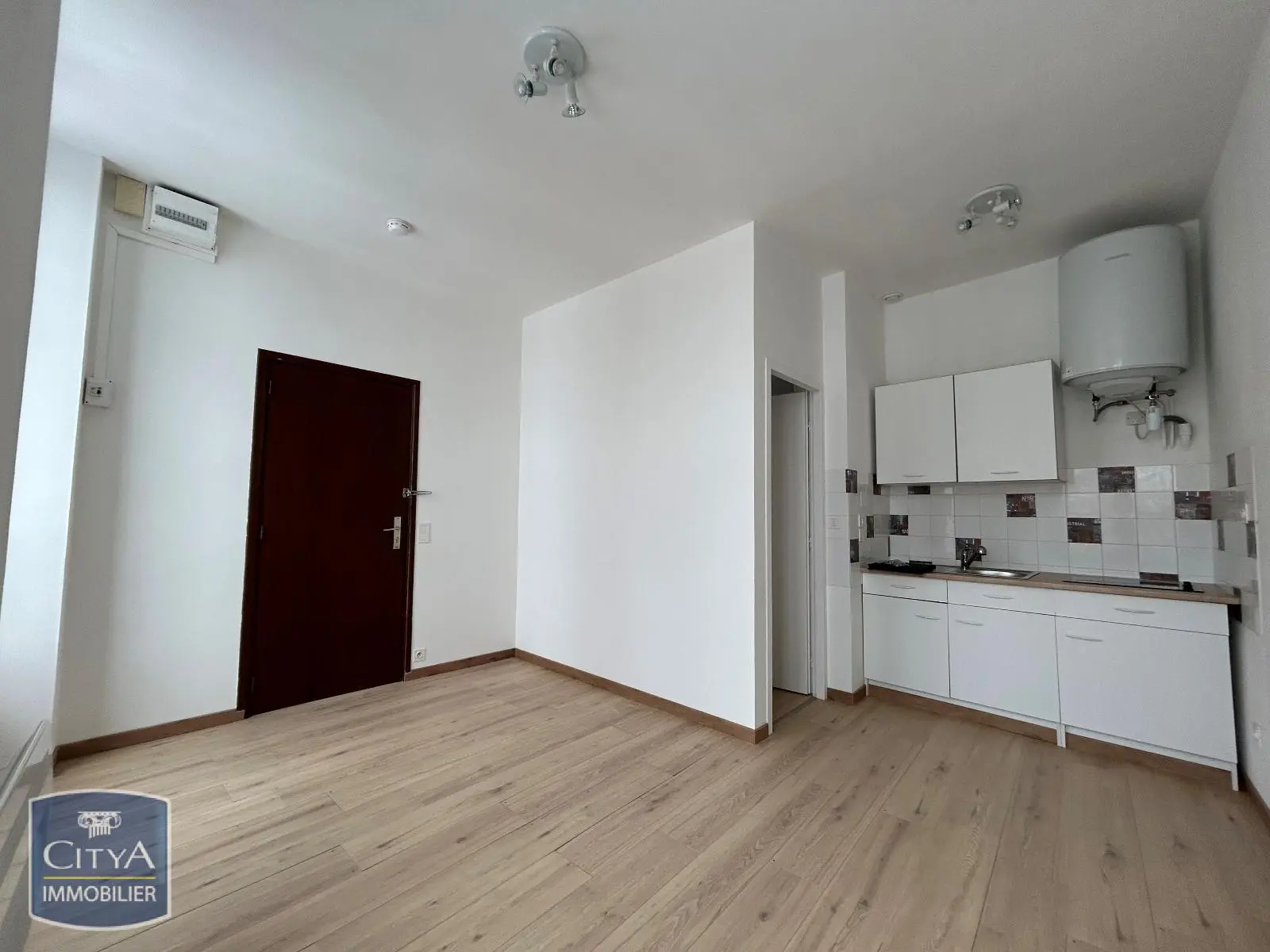 Photo 1 Appartement 1 pièce 17m²