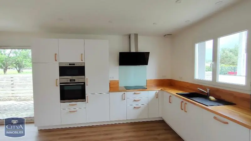 Photo 2 Maison 4 pièces 110.27m²