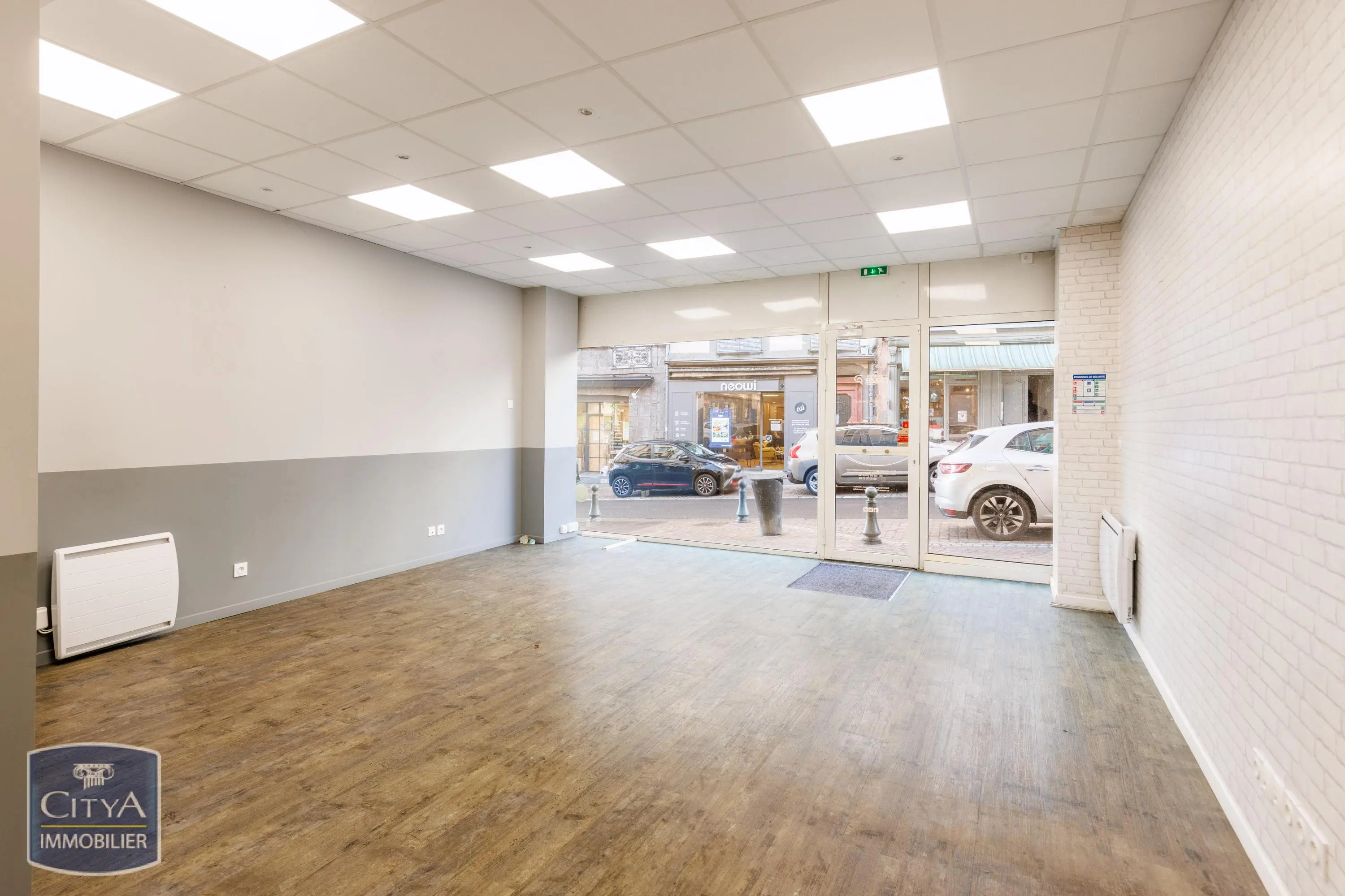 Photo 3 Local Commercial 81m²