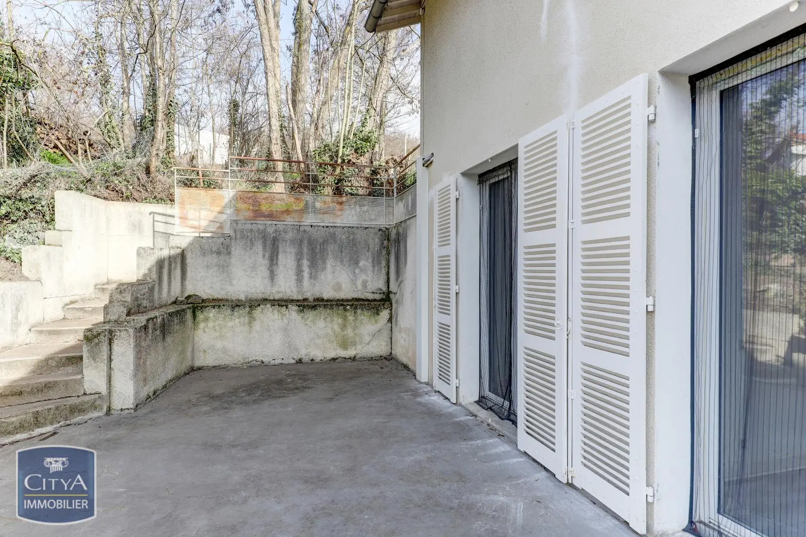 Photo 3 Immeuble 236m²