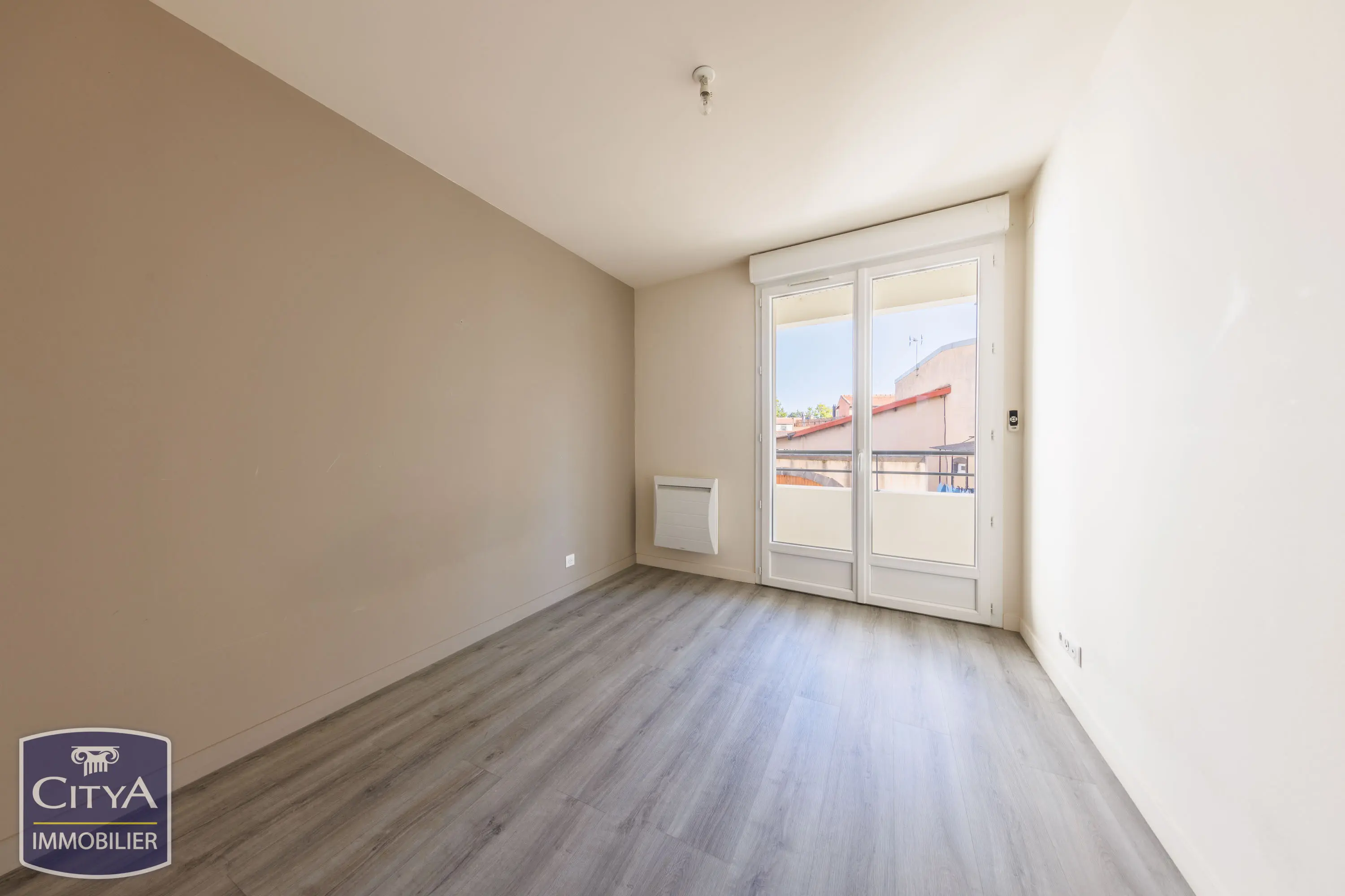 Photo 8 Immeuble 75.61m²