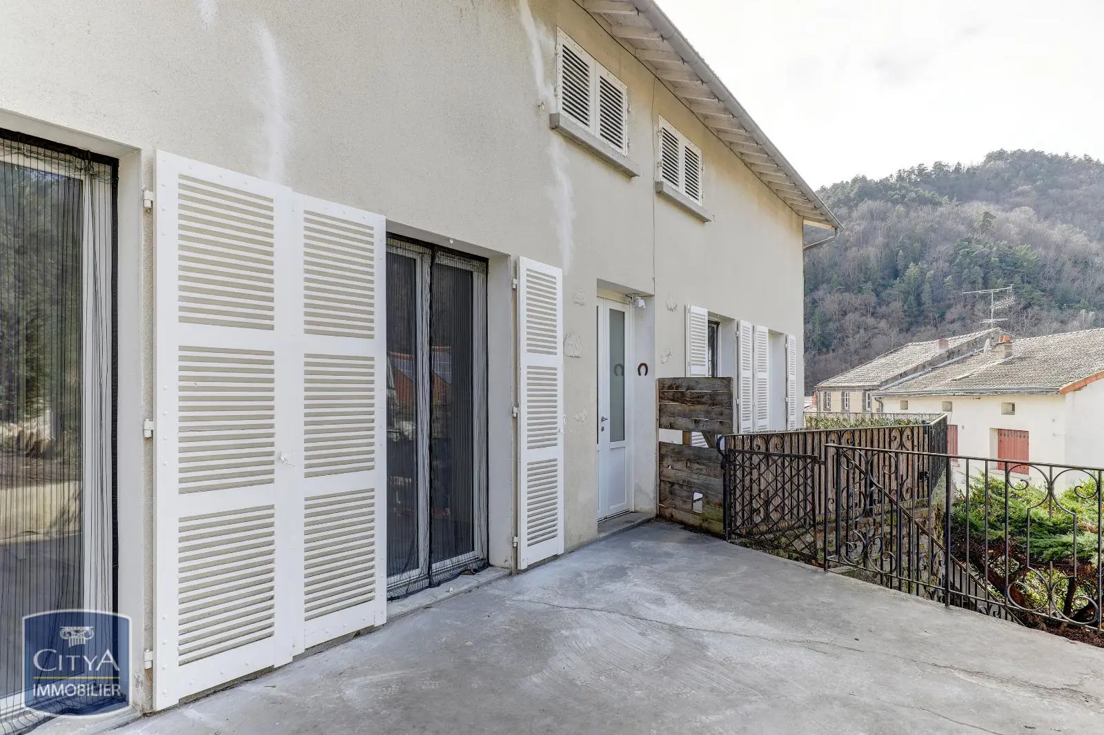 Photo 4 Immeuble 236m²