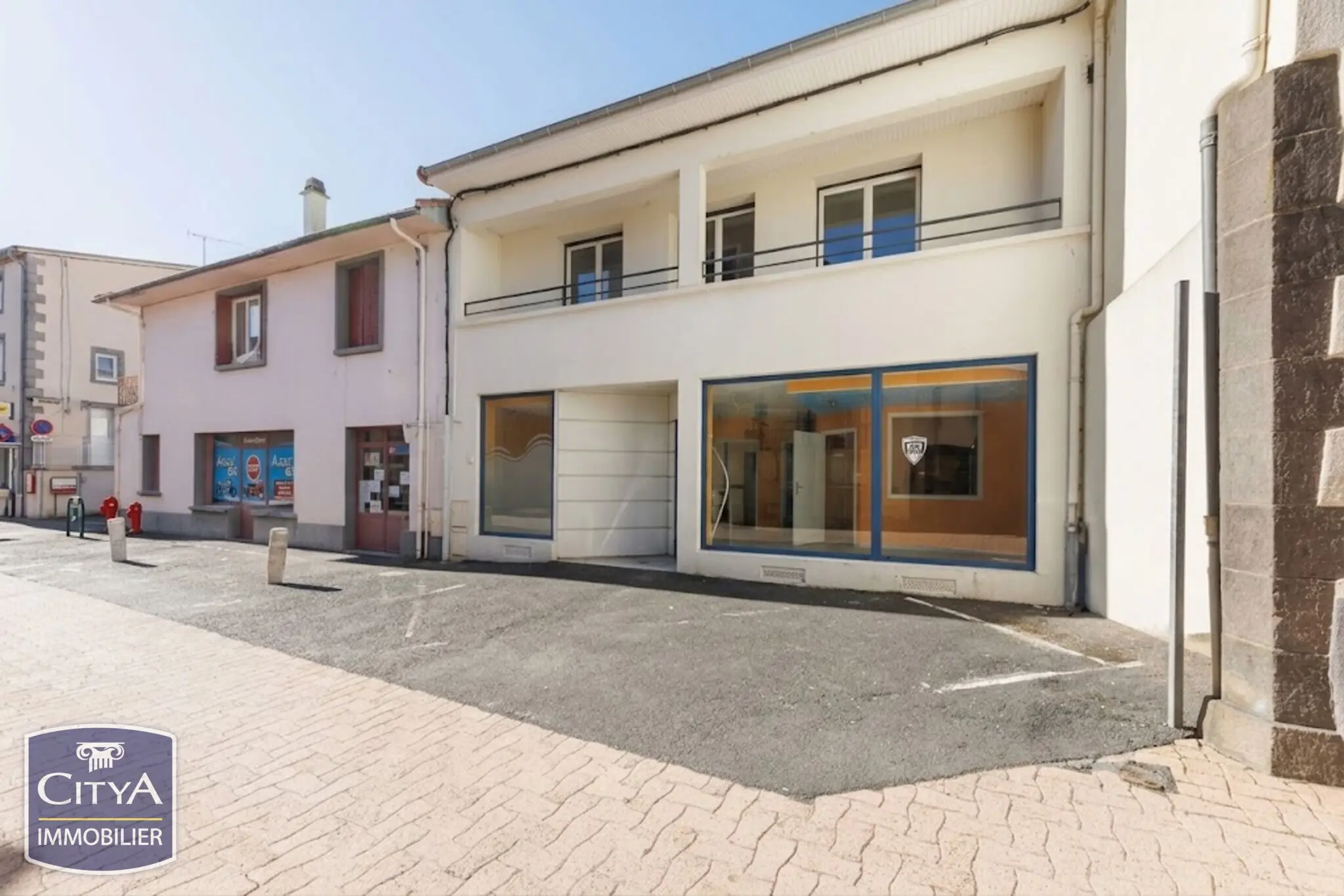 Photo 1 Immeuble 75.61m²