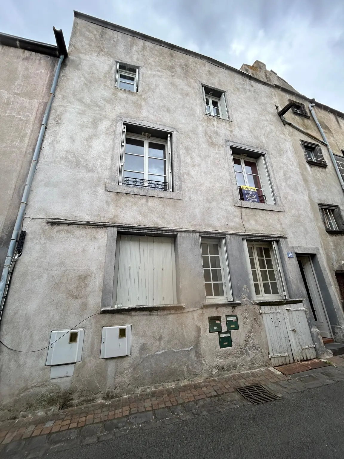 Photo 2 Immeuble 114.88m²