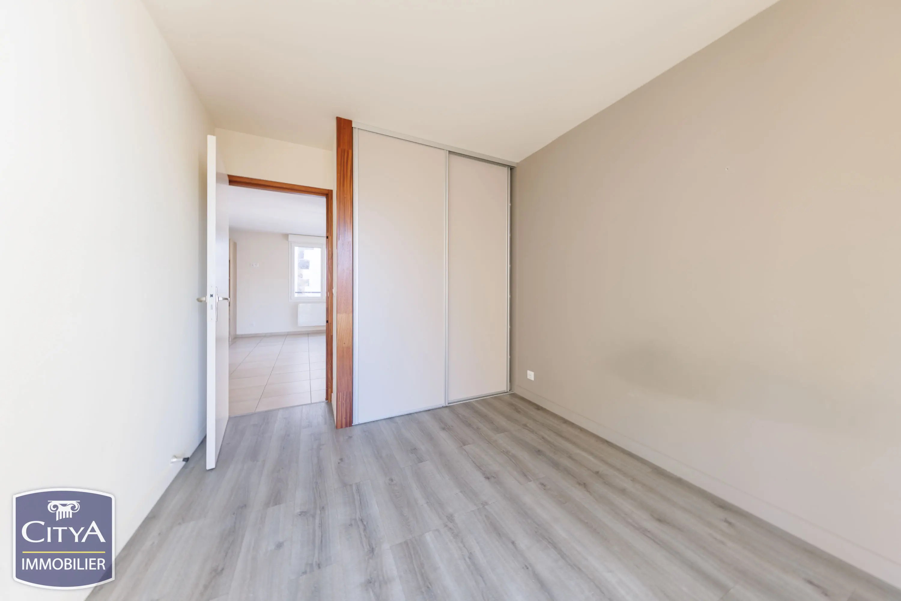 Photo 9 Immeuble 75.61m²