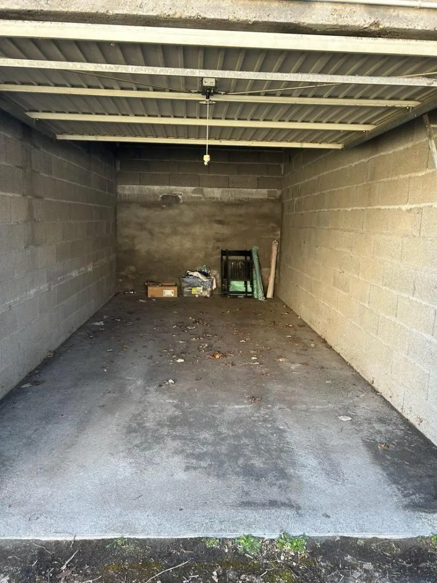 Photo 2 Parking 16m²