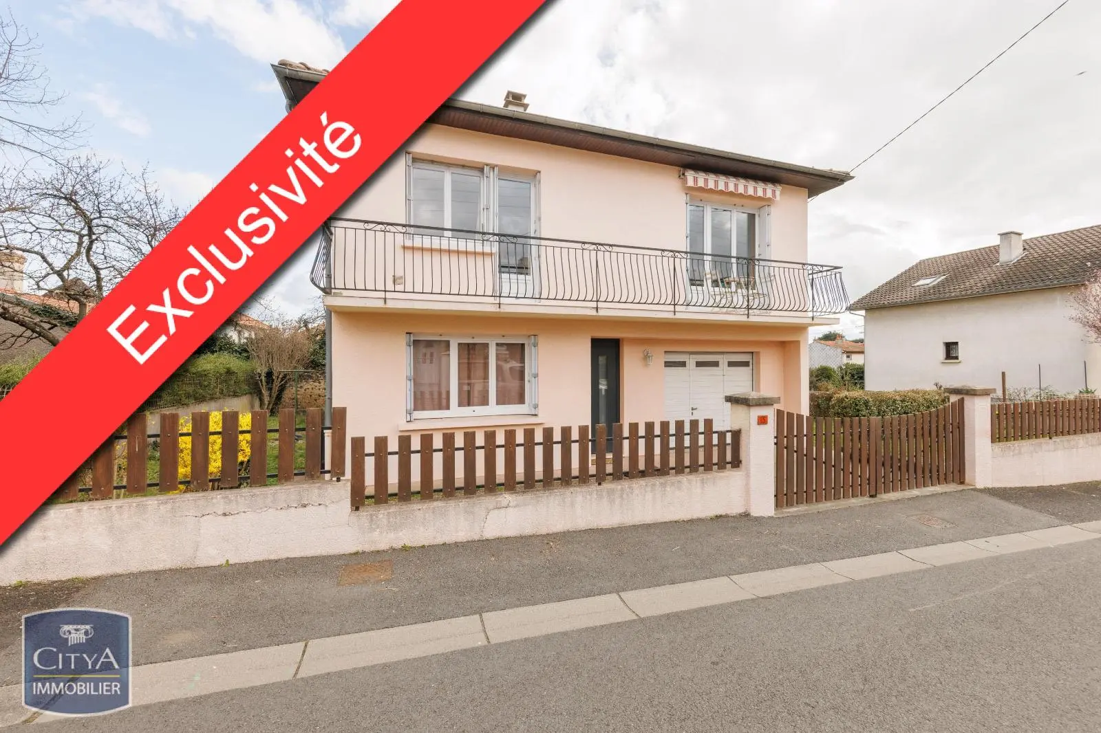 Photo 1 Maison 5 pièces 106m²