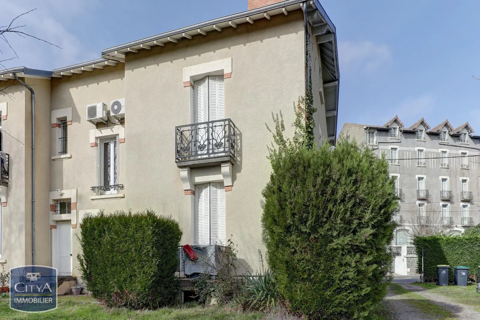 Photo 9 Immeuble 295m²