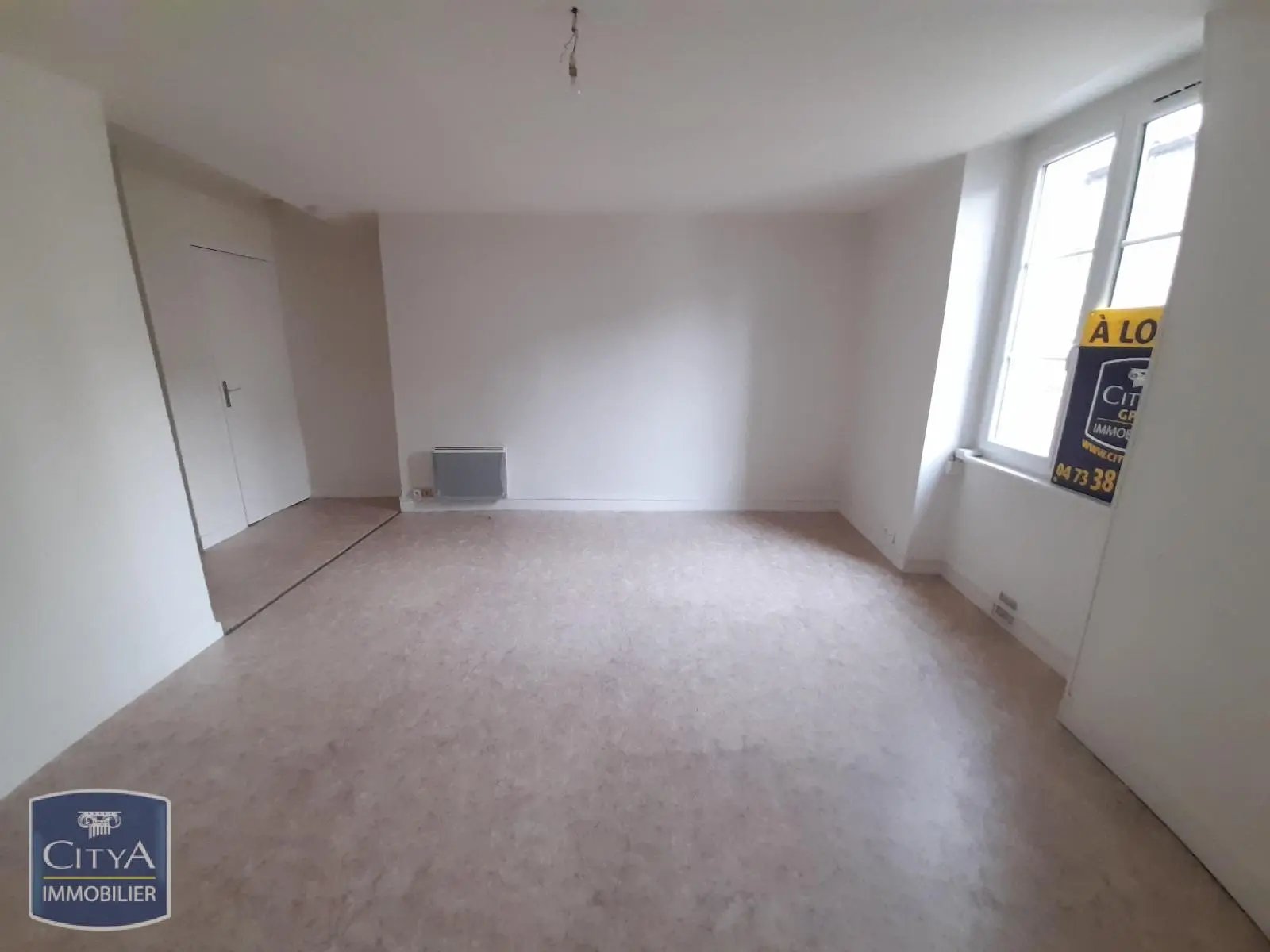 Photo 3 Immeuble 200m²
