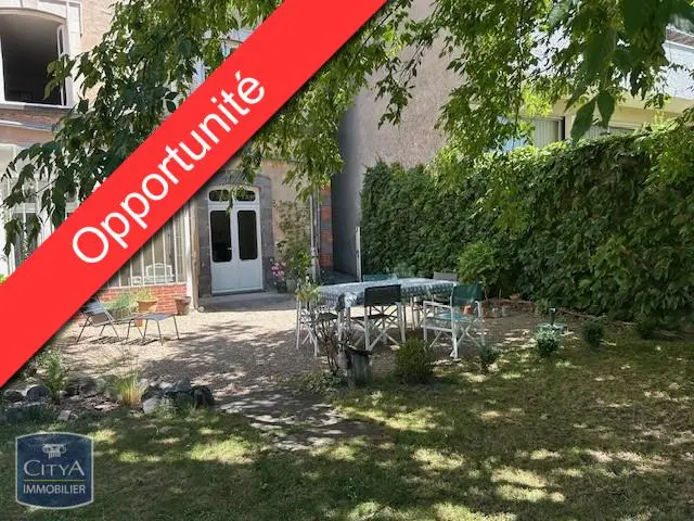Photo 1 Maison 8 pièces 226m²