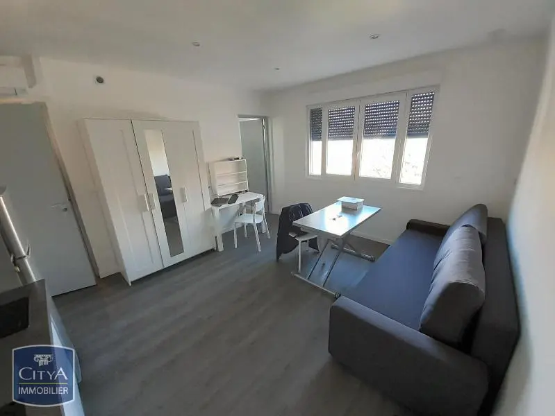 Photo 1 Appartement 1 pièce 18.29m²
