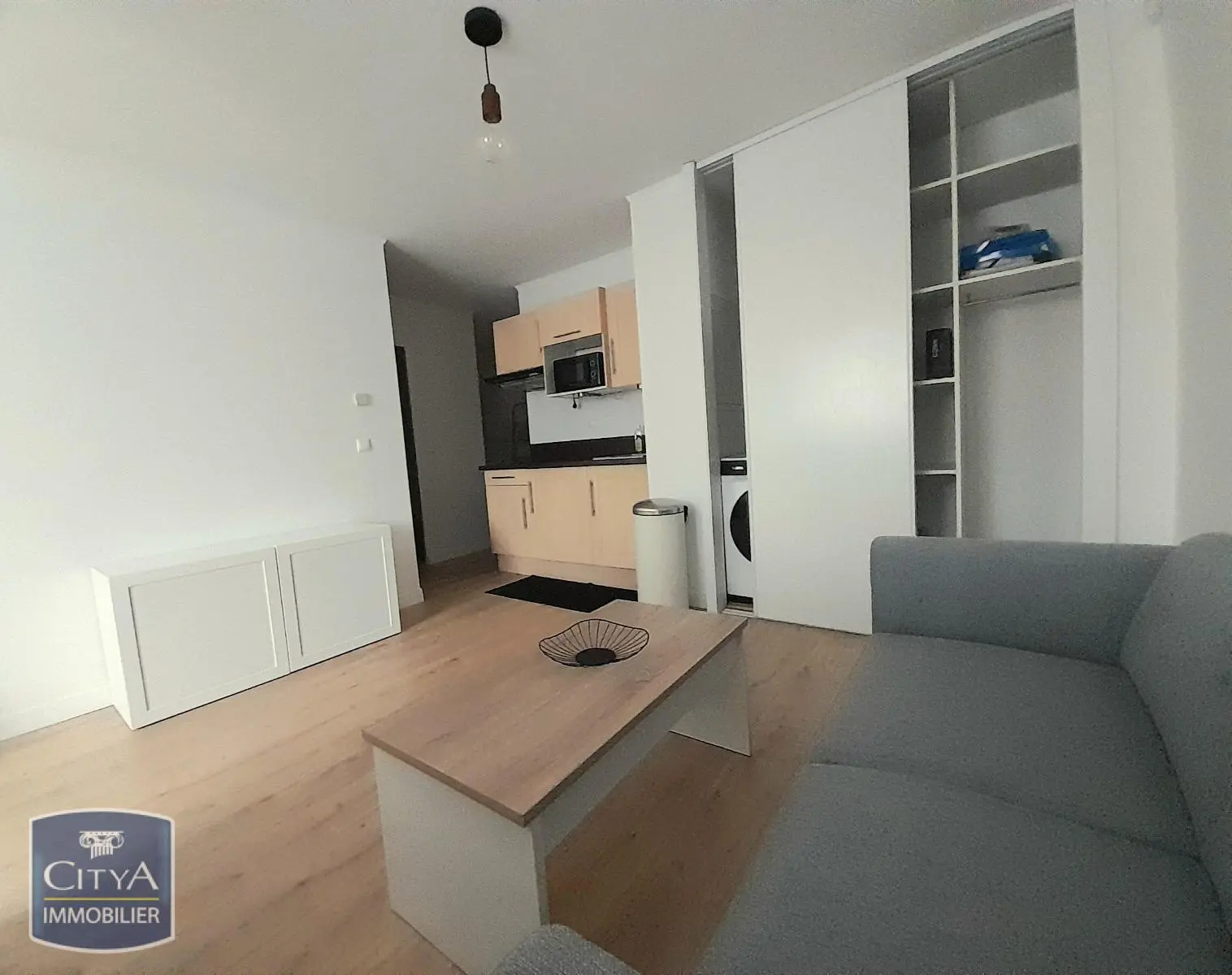 Photo 2 Appartement 1 pièce 29.11m²