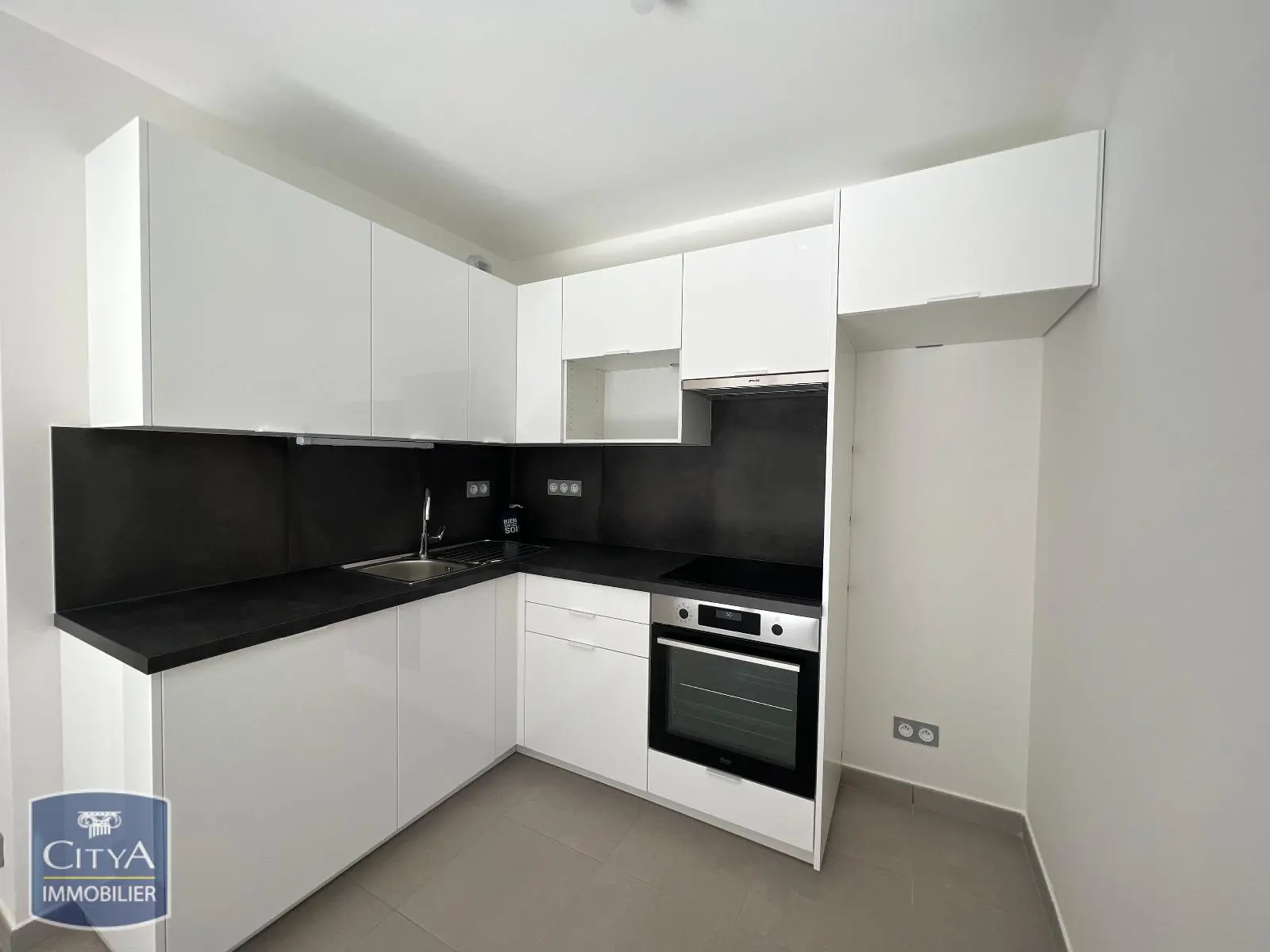 Photo 2 Appartement 2 pièces 42.28m²