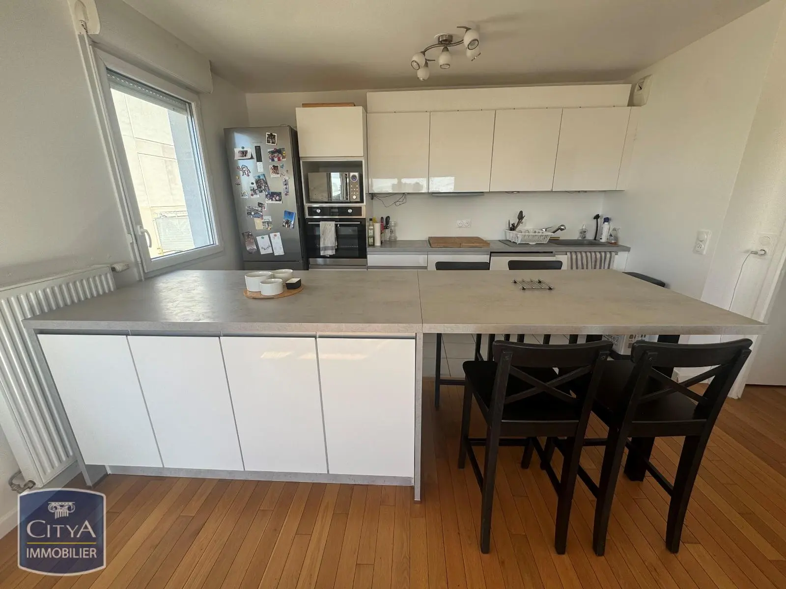 Photo 3 Appartement 4 pièces 77m²