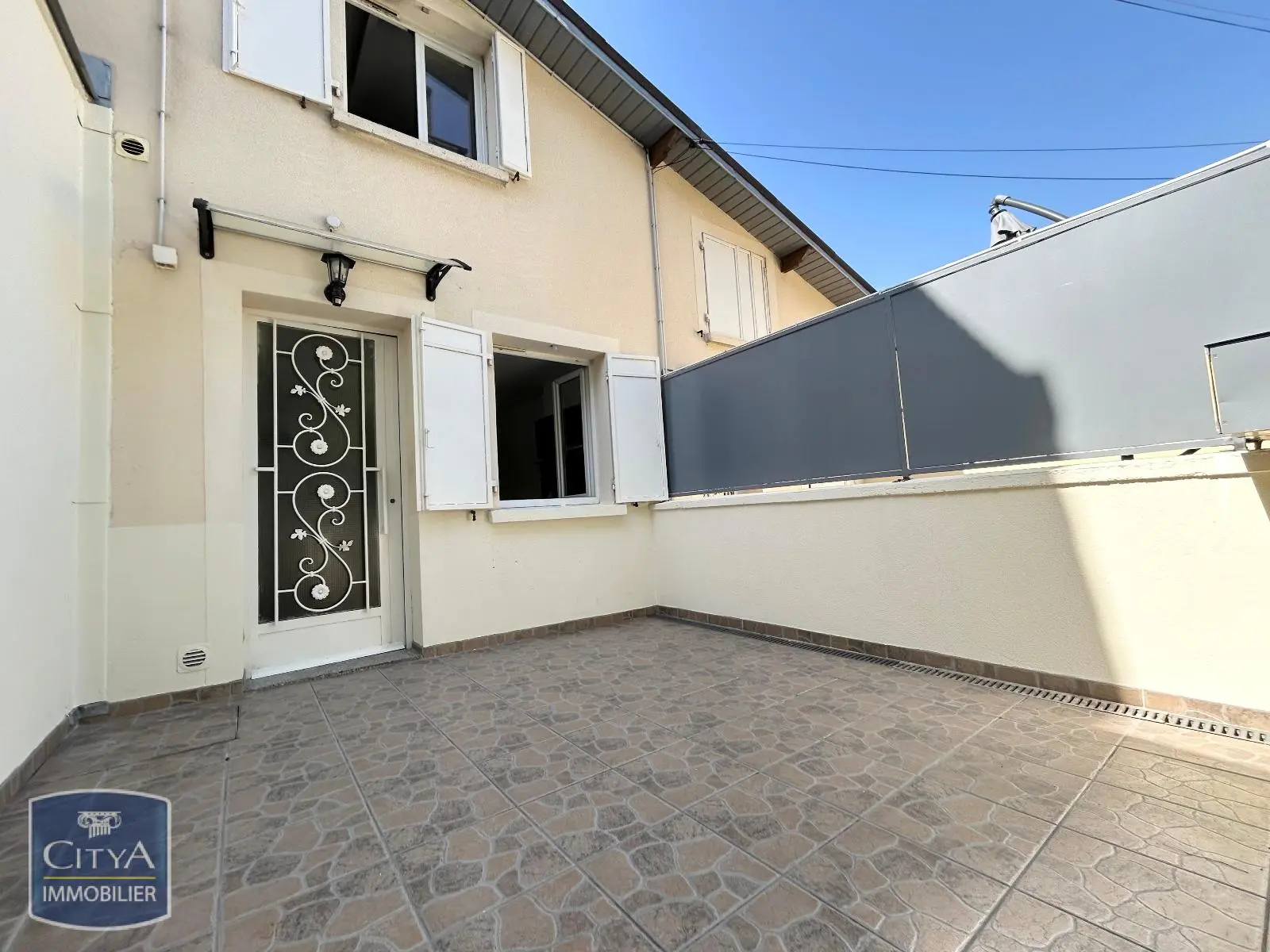 Photo 1 Appartement 3 pièces 42.24m²