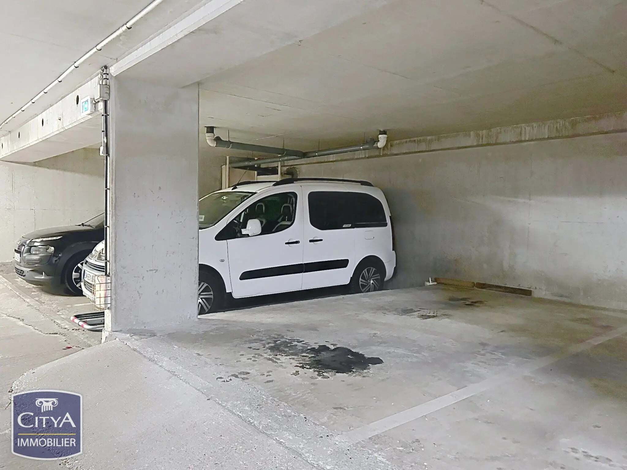 Photo 4 Parking 12.22m²