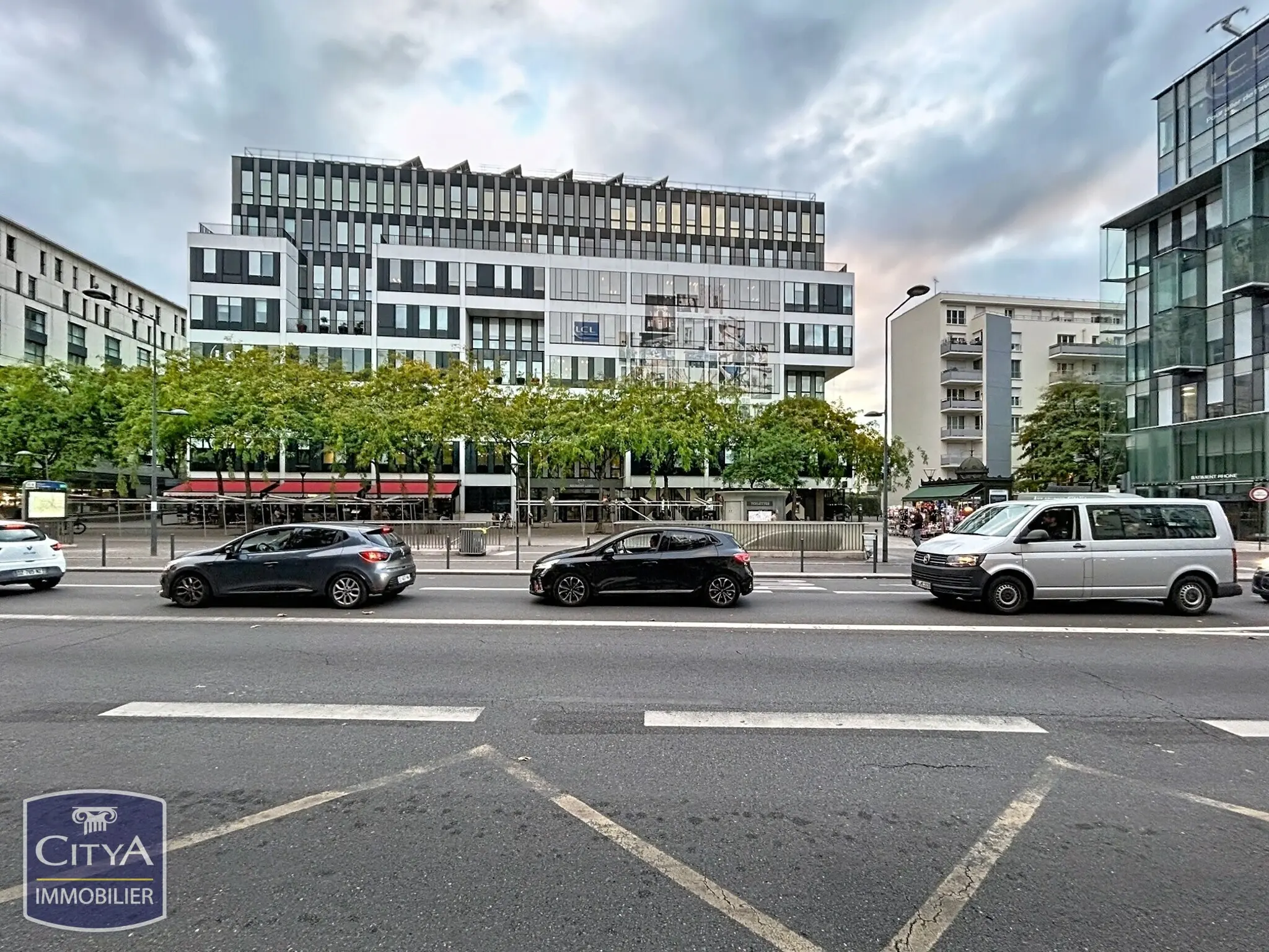 Photo 2 Parking 12.22m²
