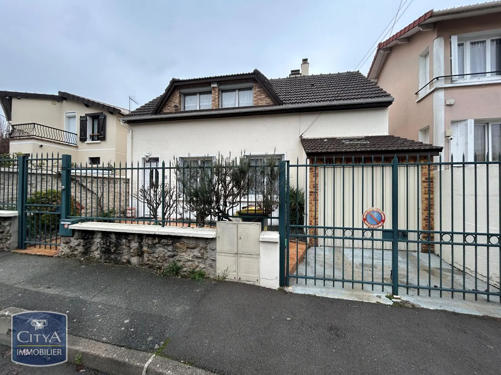 Photo 1 Maison 4 pièces 95m²