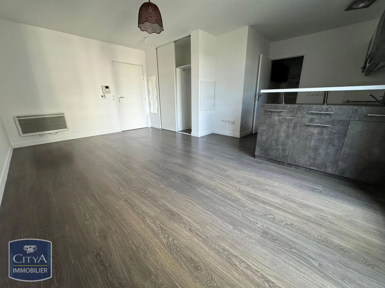 Photo 1 Appartement 1 pièce 32m²