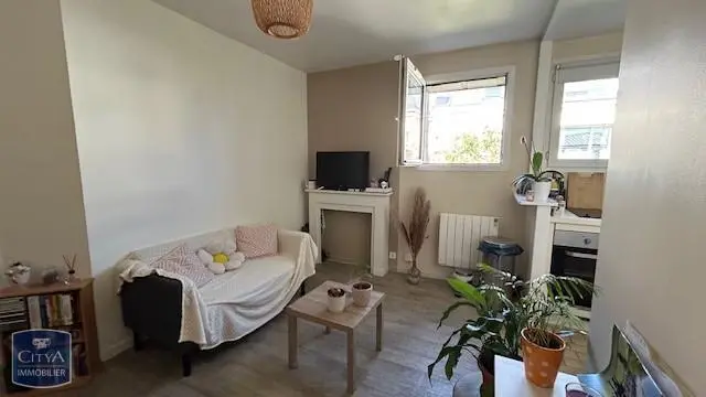 Photo 1 Appartement 1 pièce 35.1m²