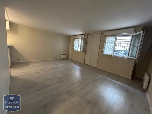 Photo 1 Appartement 1 pièce 36.38m²