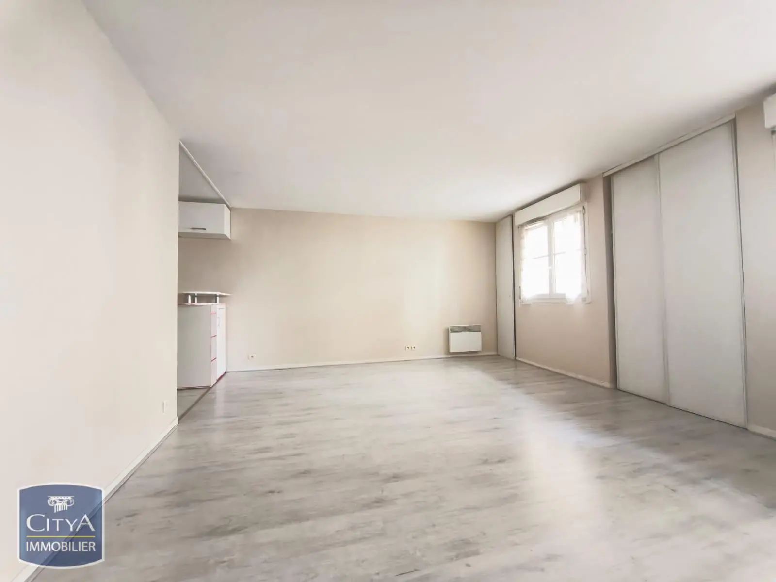 Photo 1 Appartement 1 pièce 36.38m²