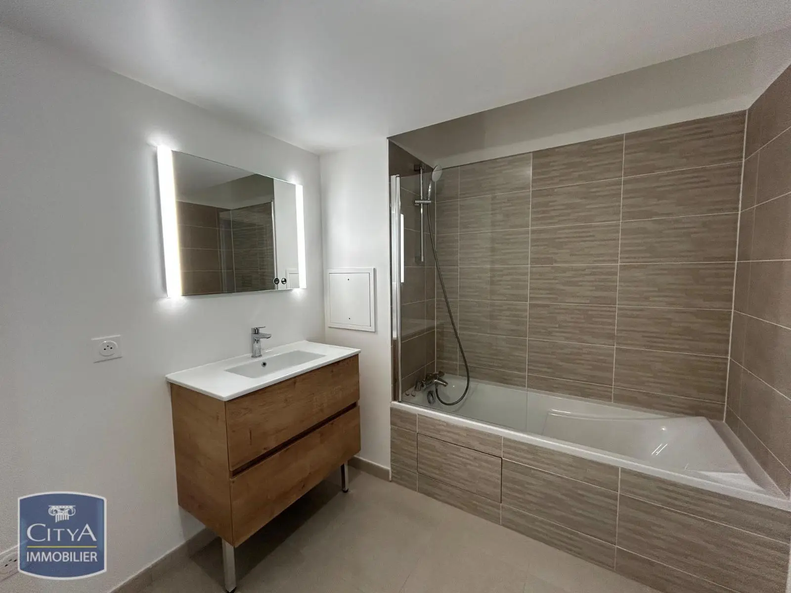 Photo 5 Appartement 4 pièces 93.44m²