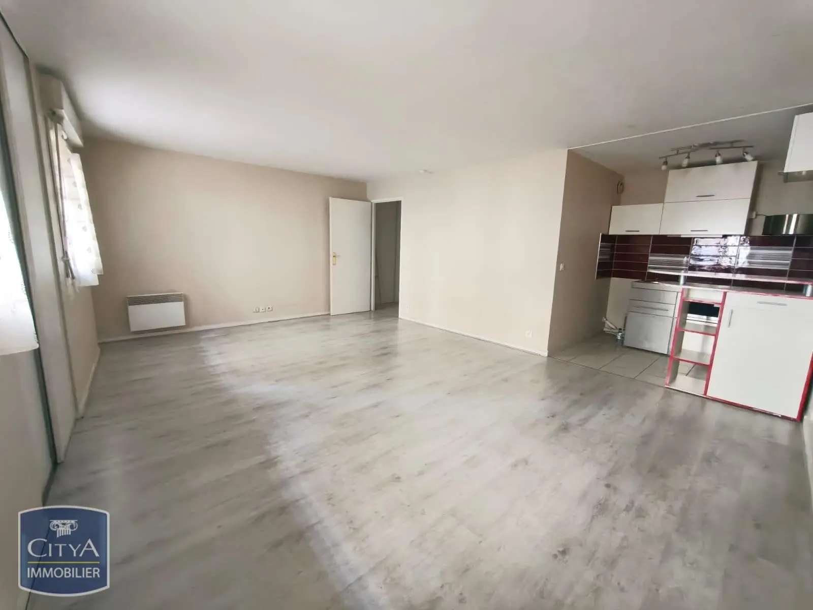 Photo 2 Appartement 1 pièce 36.38m²