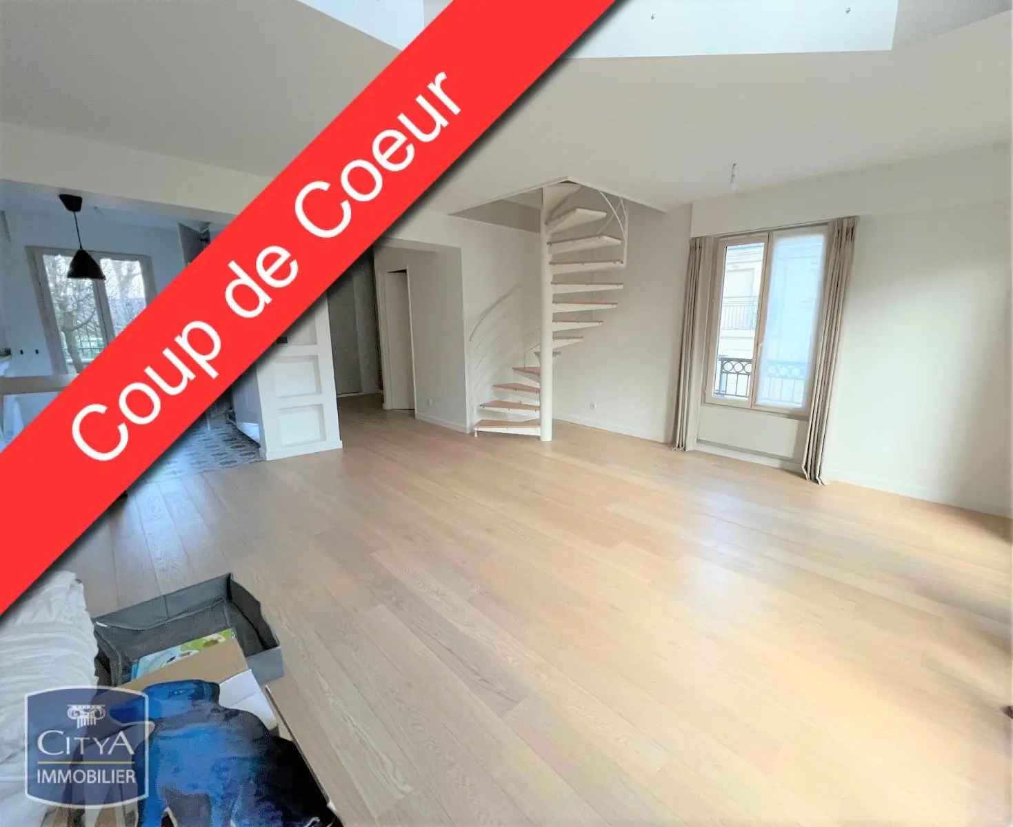 Photo 1 Appartement 4 pièces 117.22m²