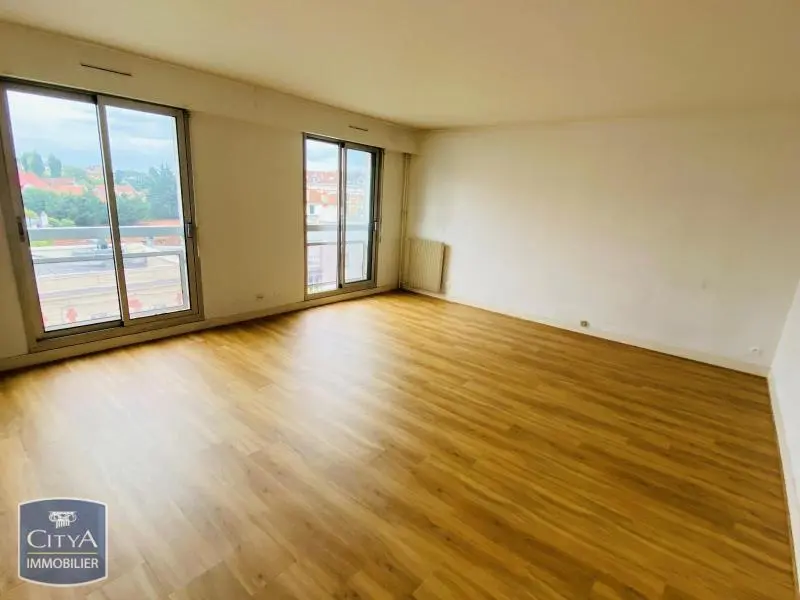 Photo 1 Appartement 1 pièce 35.82m²
