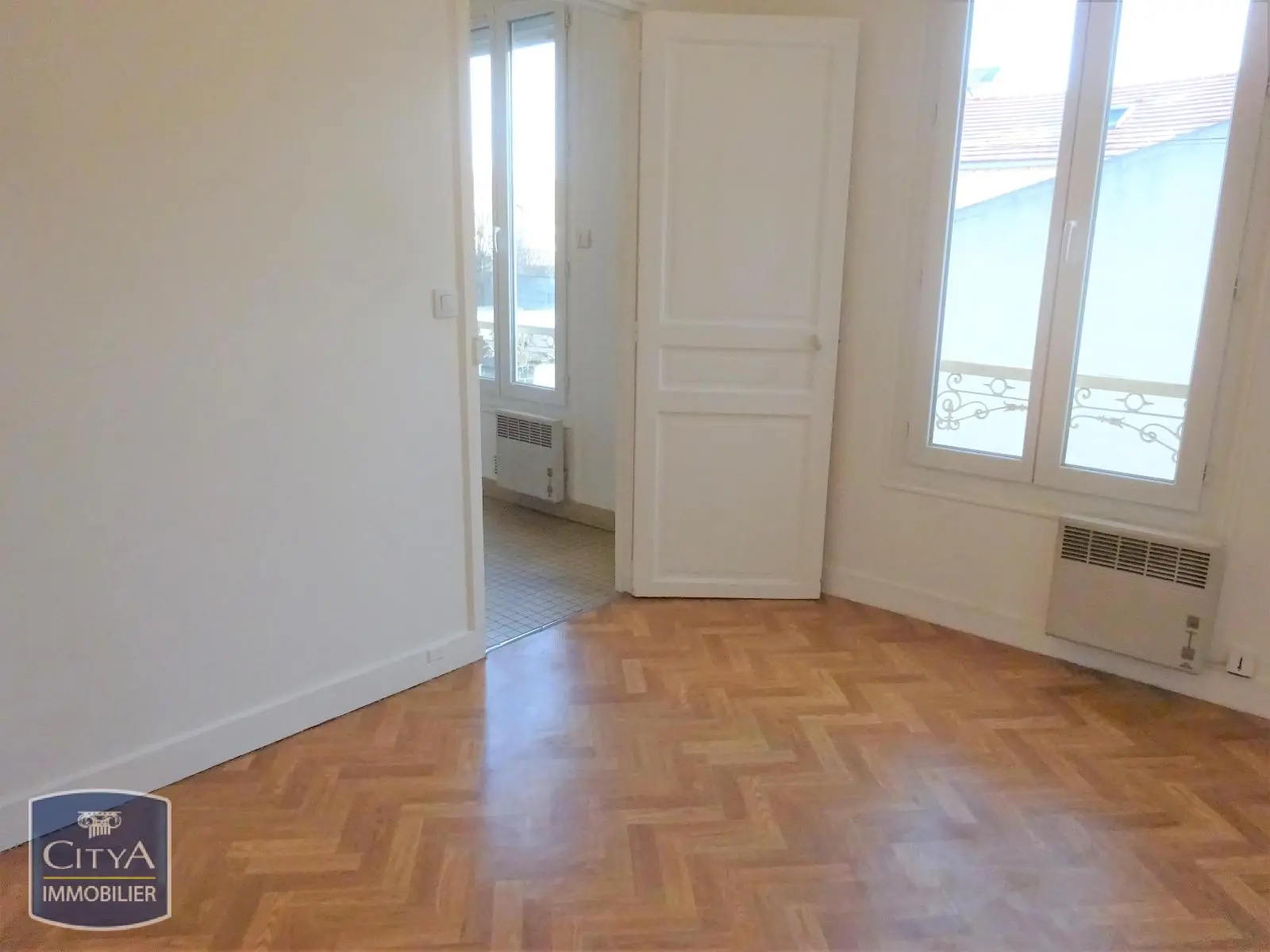 Photo 1 Appartement 1 pièce 23.95m²