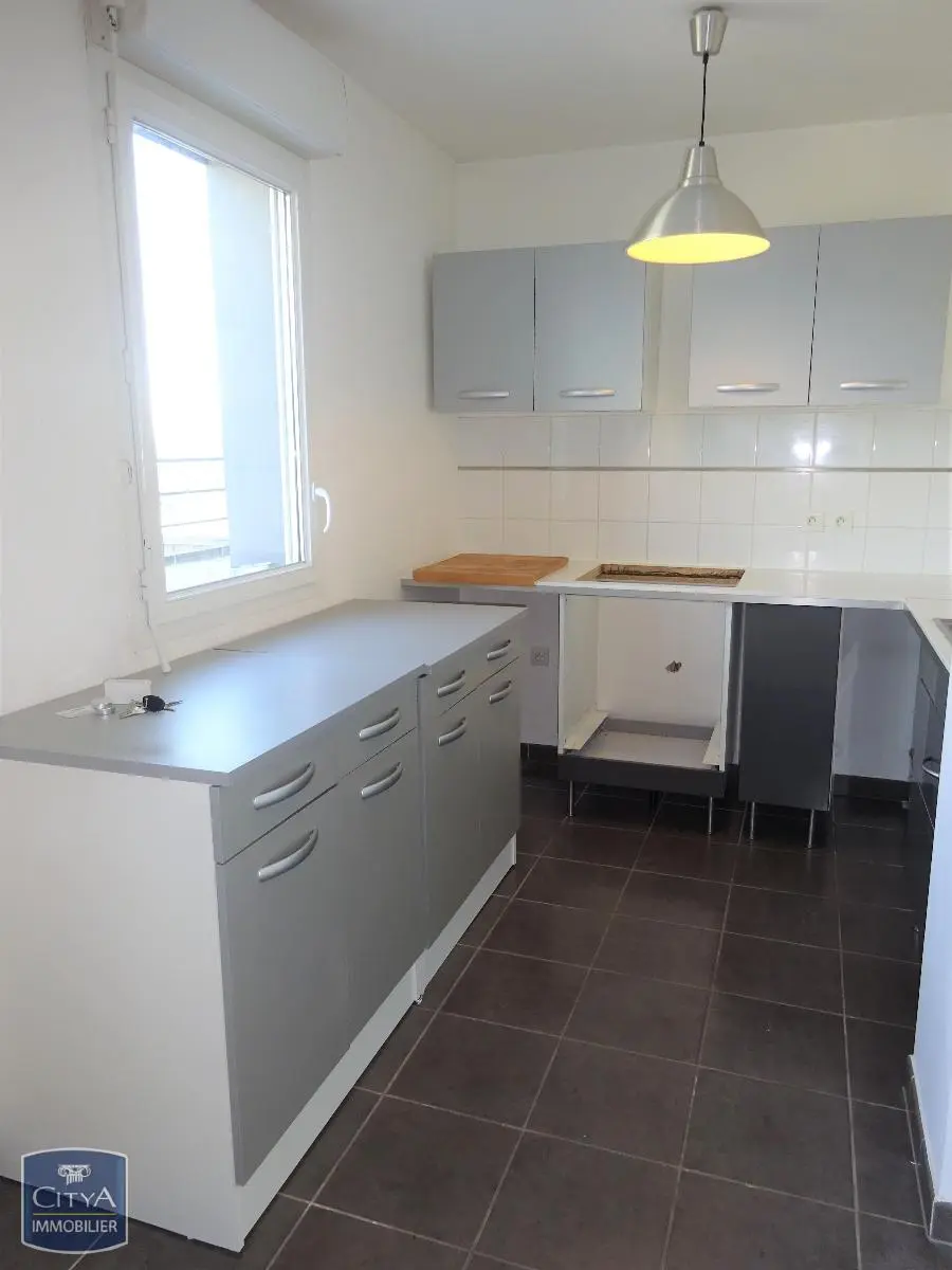 Rosny-sous-Bois (93110) Appartement 3 pièces 64.43m² photo 2