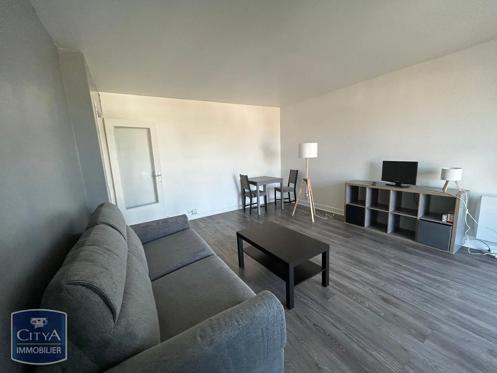 Photo 2 Appartement 1 pièce 35m²