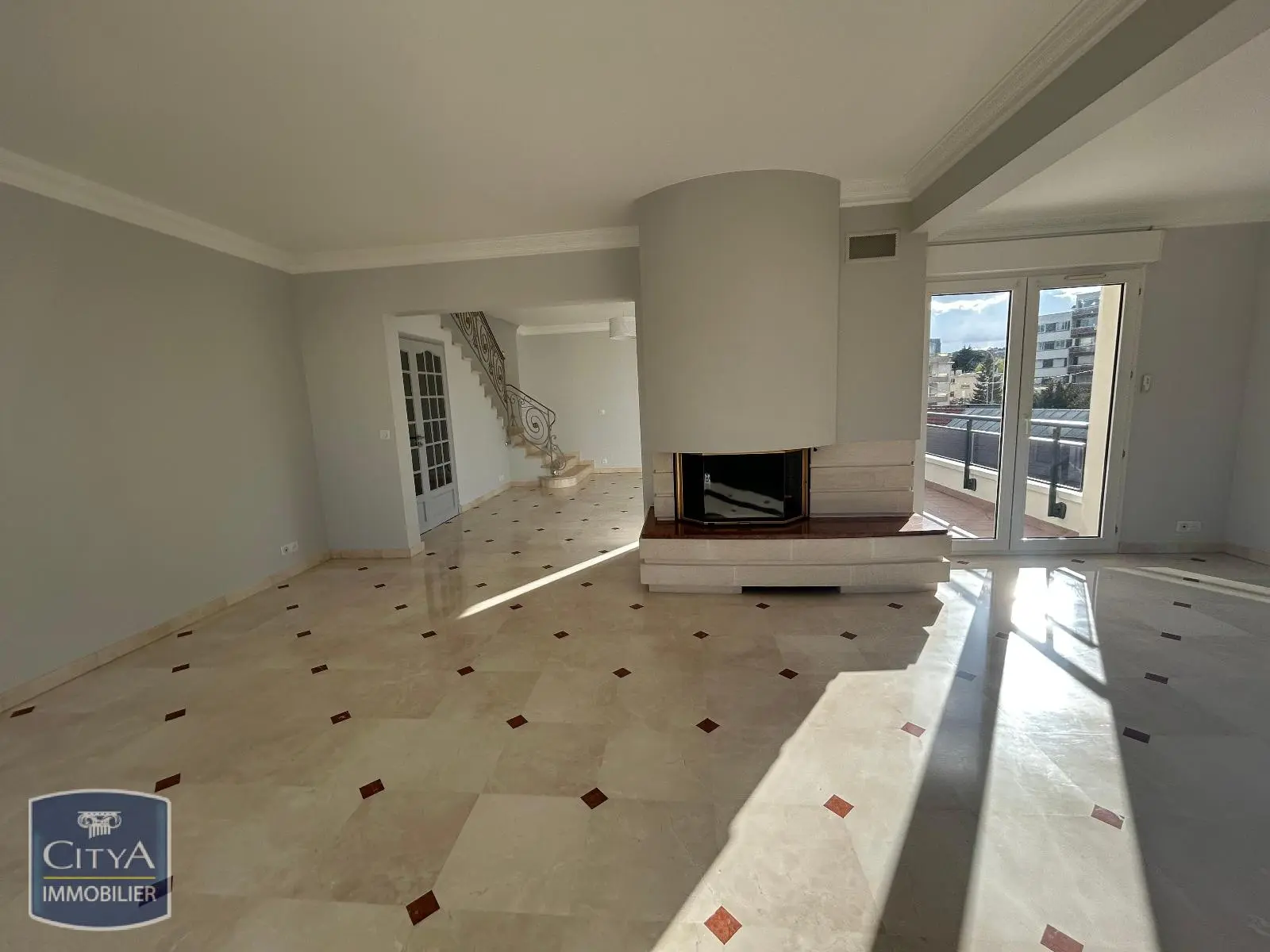 Photo 4 Appartement 6 pièces 142.8m²