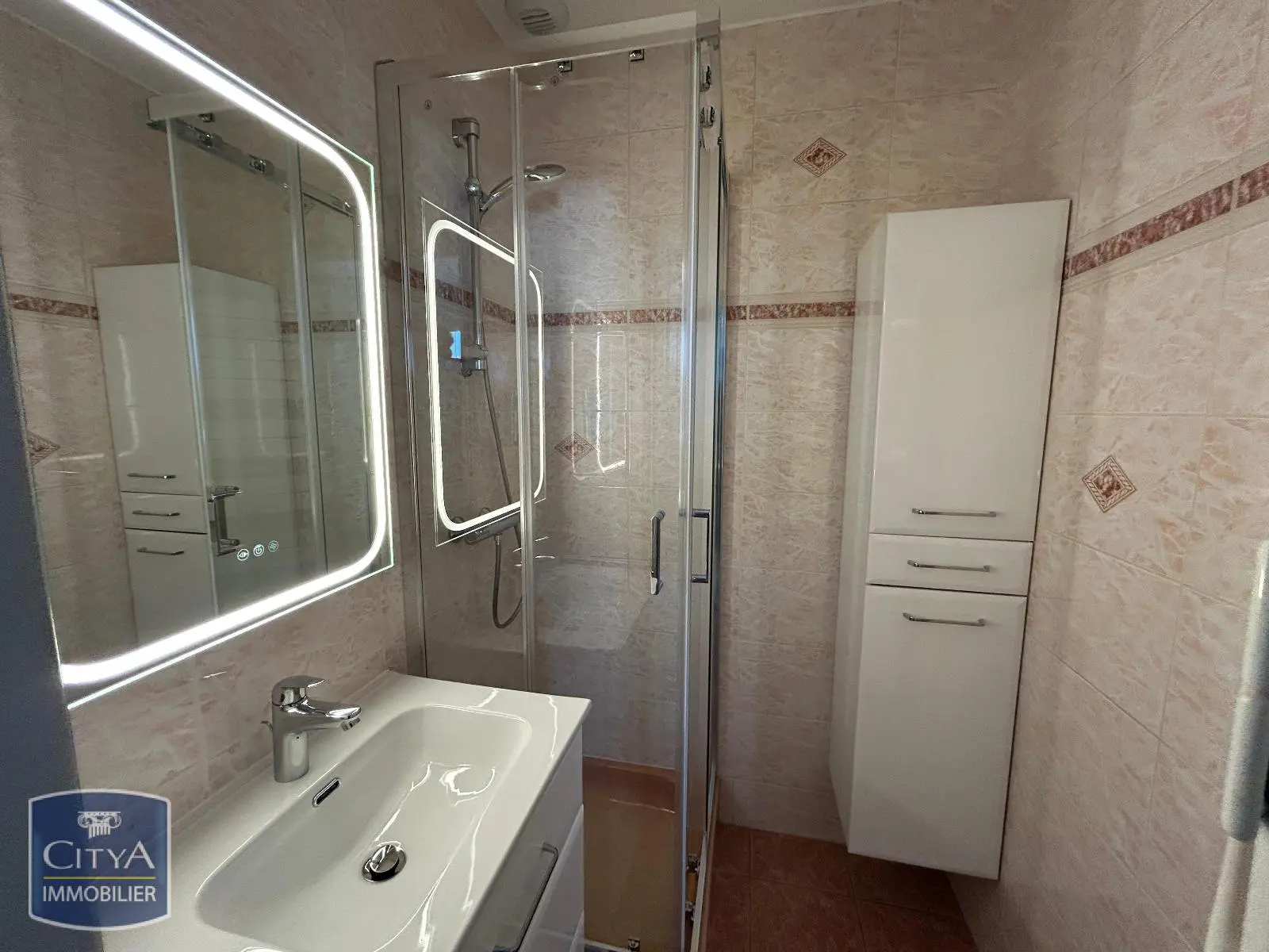 Photo 11 Appartement 6 pièces 142.8m²