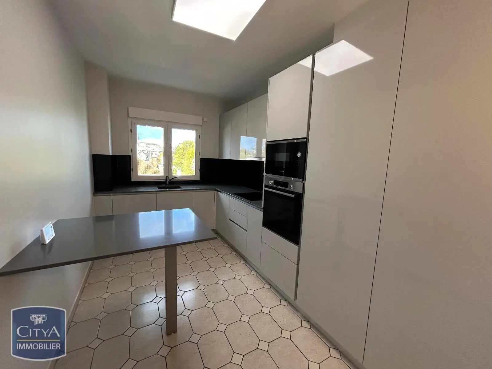 Photo 6 Appartement 6 pièces 142.8m²