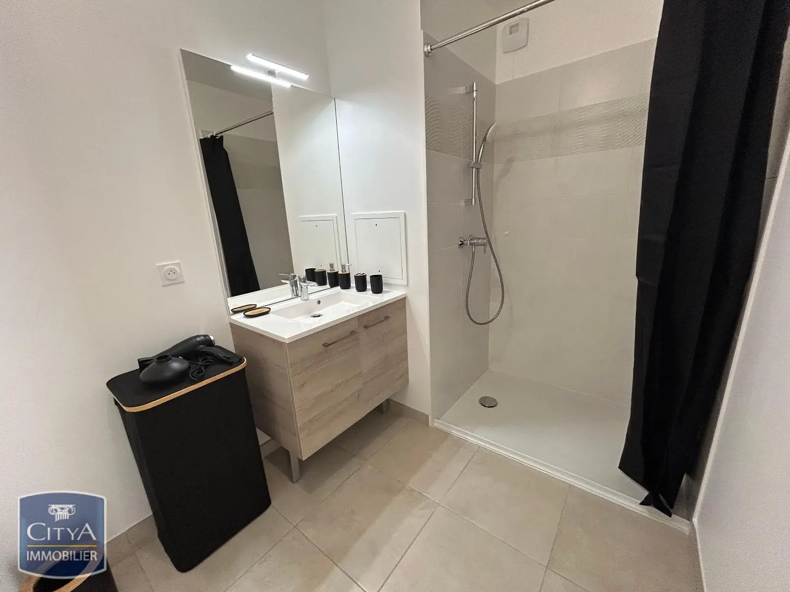 Photo 4 Appartement 1 pièce 33.77m²