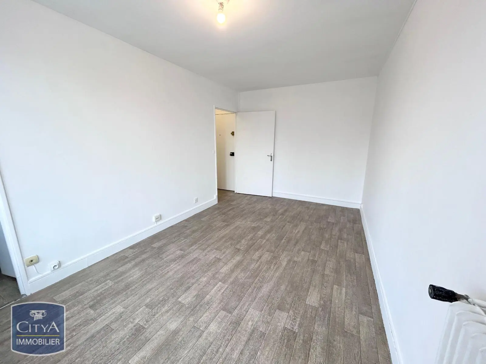 Photo 1 Appartement 1 pièce 21.65m²
