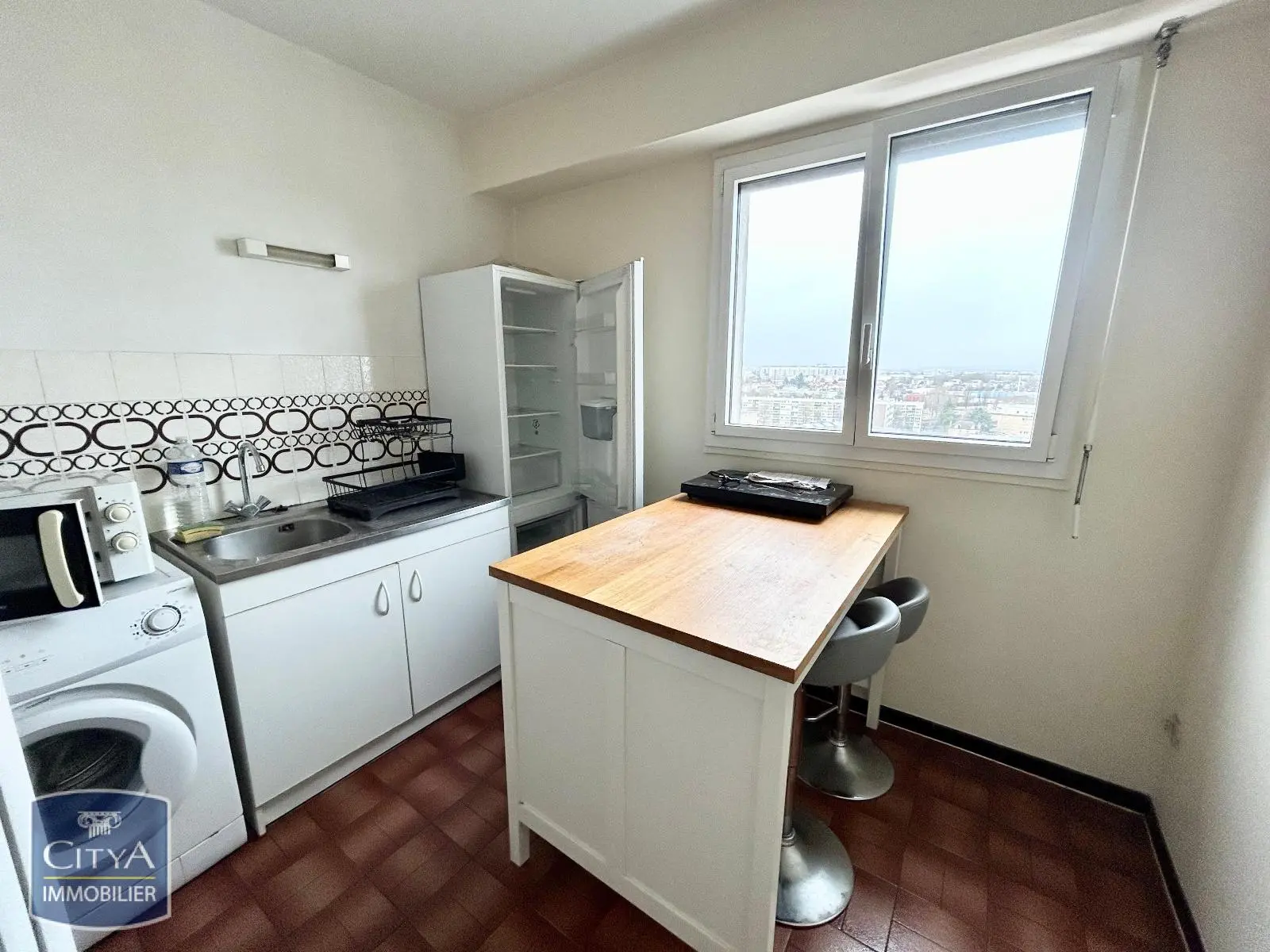 Photo 2 Appartement 1 pièce 33.5m²