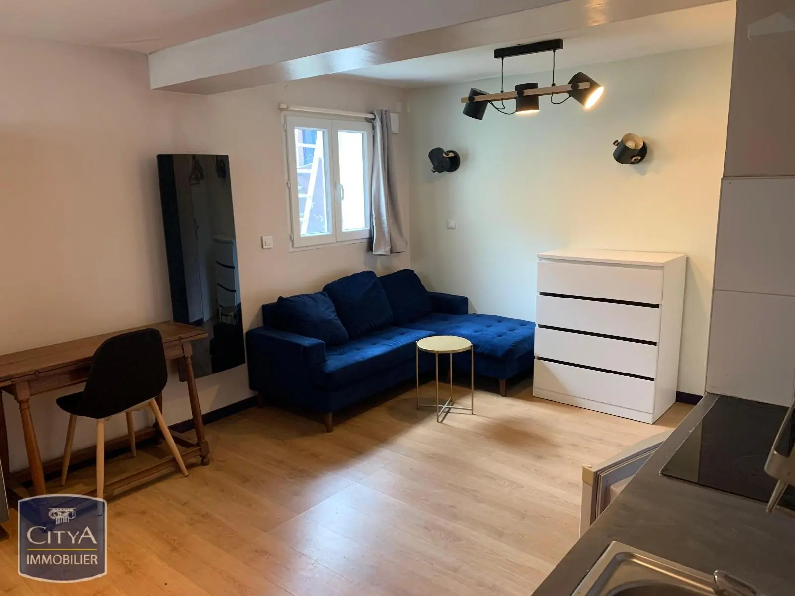 Photo 1 Appartement 1 pièce 18m²