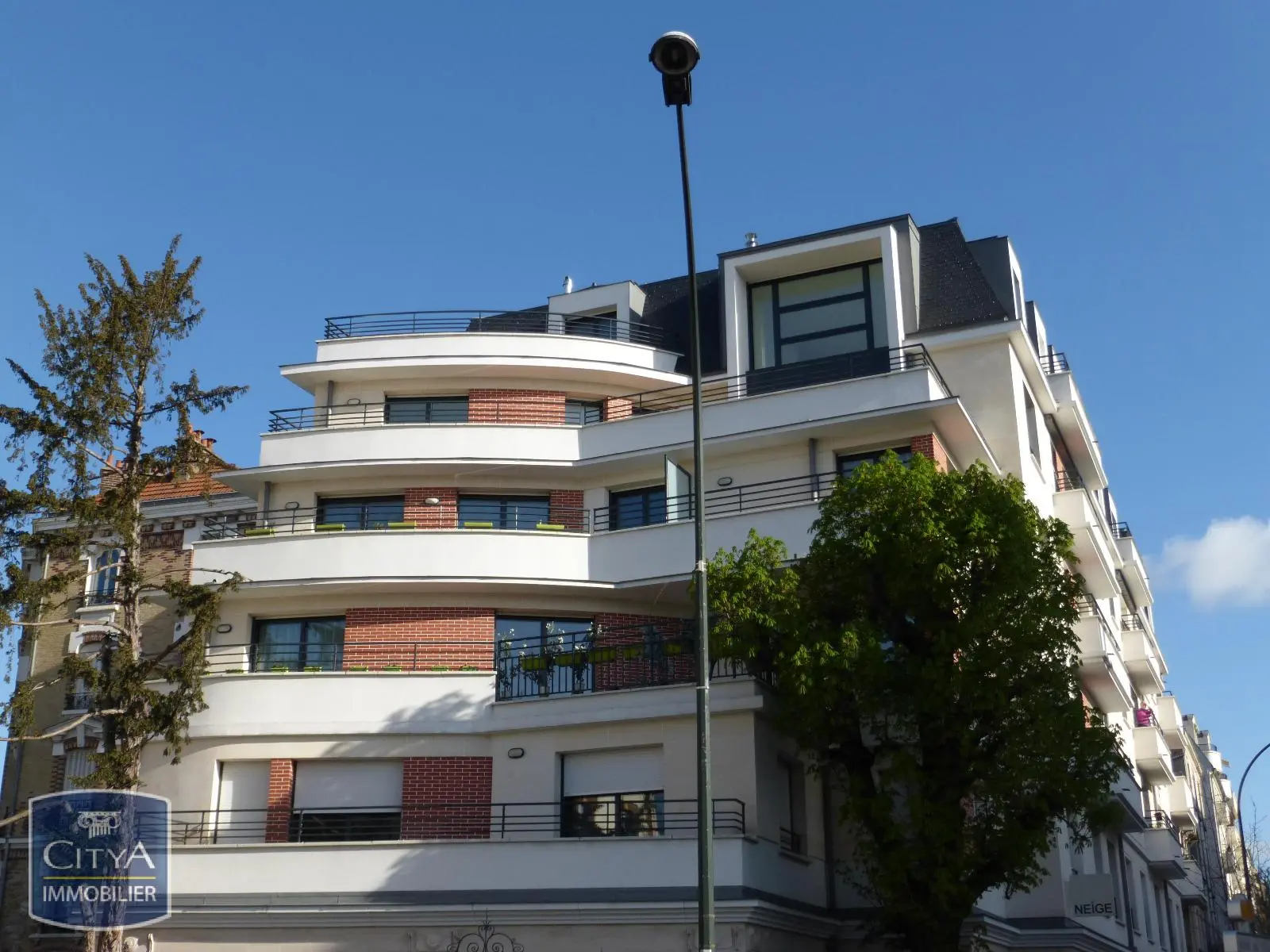 Le Raincy (93340) Appartement 2 pièces 37.22m² photo 2