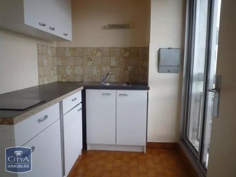 Photo 2 Appartement 1 pièce 35.82m²