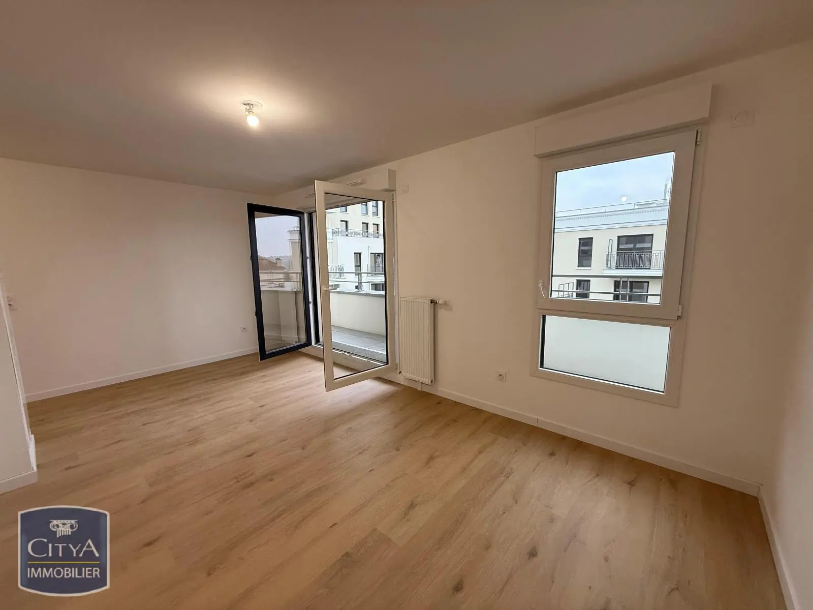 Photo 1 Appartement 1 pièce 29.83m²