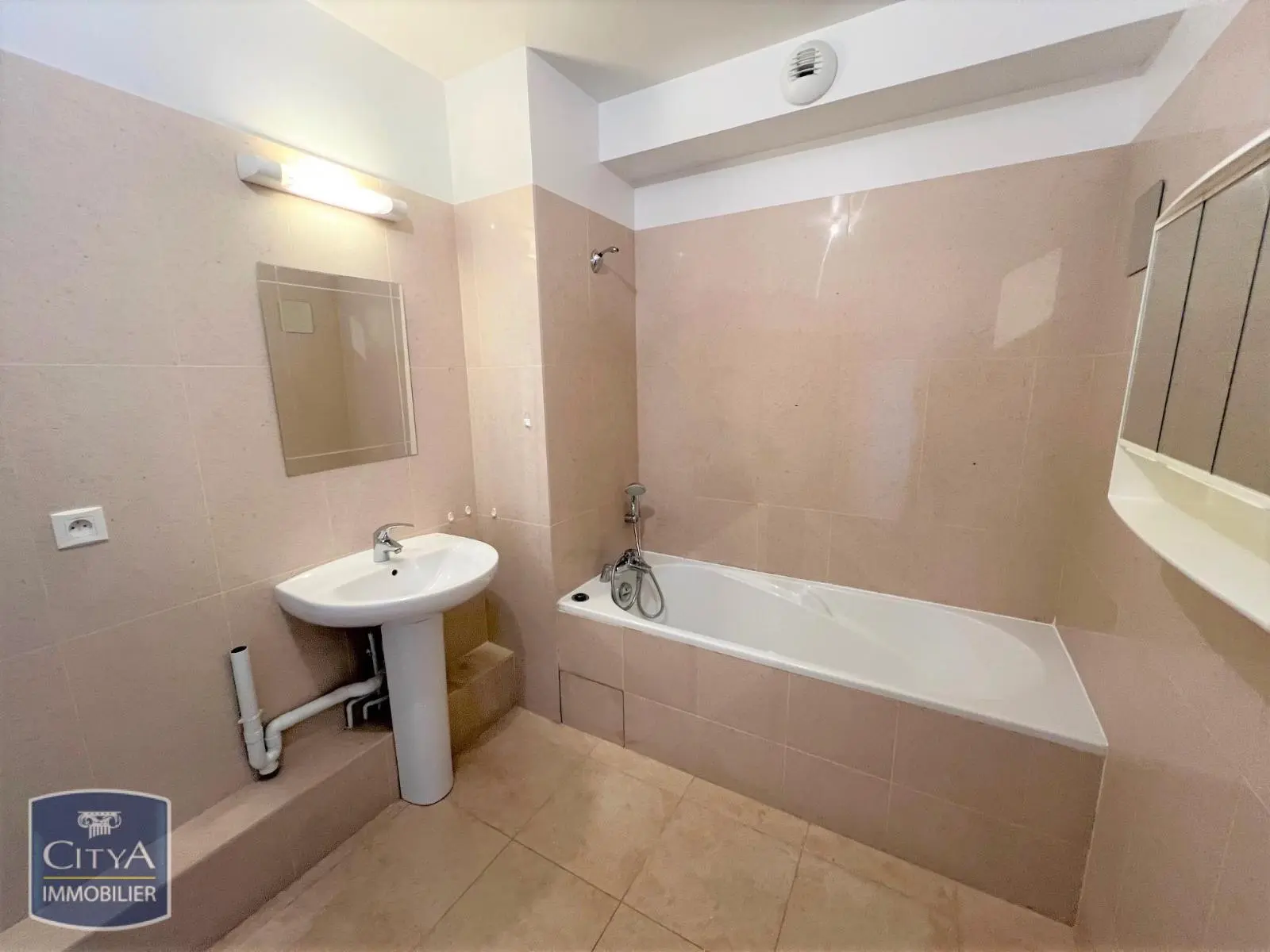 Photo 3 Appartement 2 pièces 44.6m²