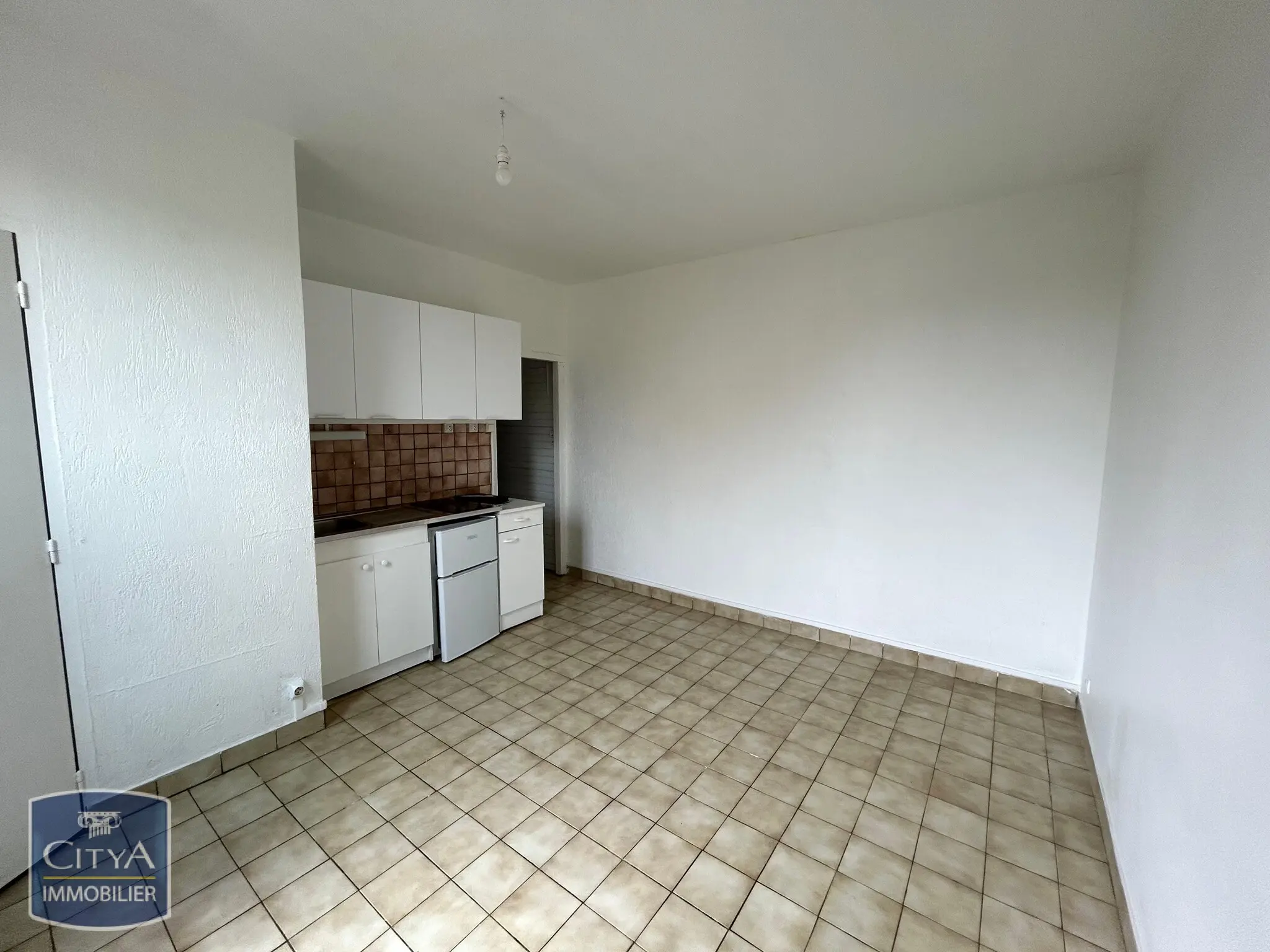 Photo 2 Appartement 1 pièce 17m²